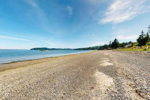 Port Ludlow Beach Cottage