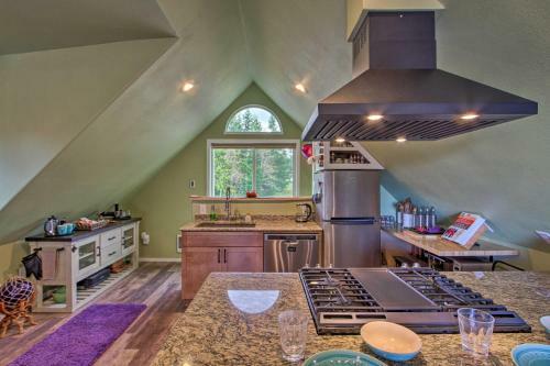 Apartamento Charming Port Angeles Studio With Deck And Views!