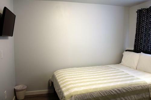 Hostal Rainier Retreat (Walk To Metro)