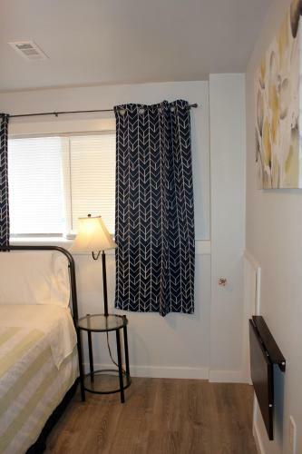 Hostal Rainier Retreat (Walk To Metro)