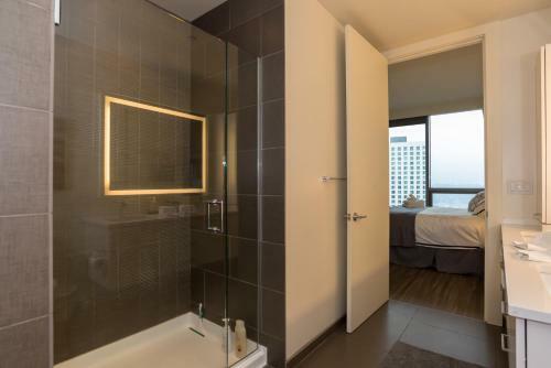 Downtown Seattle Convention Center Apartments