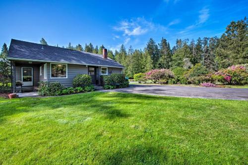 Waterfront Home - Easy Access To Olympic Peninsula