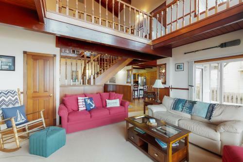 Expansive Views Family Oceanfront Beach Home