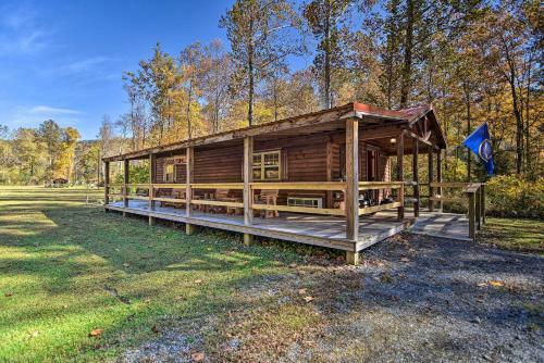 Anchors Away Cabin Hideaway With Fire Pit!