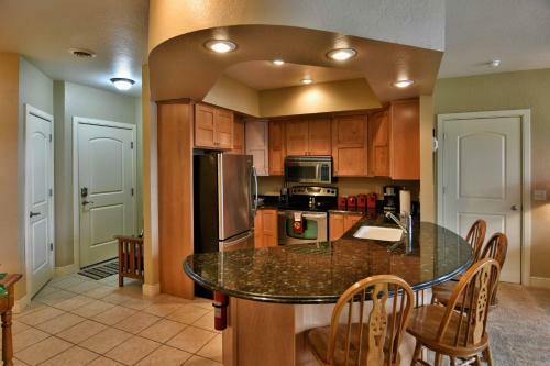 Apartamento Unit 411a 1 Bd 1 Ba Condo Condo