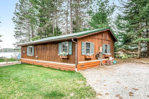 Catfish Cottage B