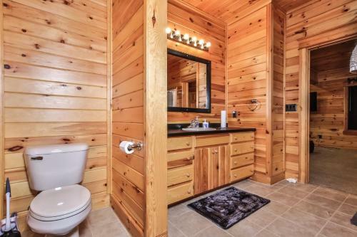 Friendly Confines - Hiller Vacation Homes Home