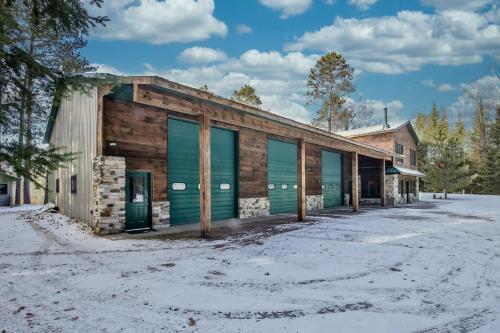 Friendly Confines - Hiller Vacation Homes Home