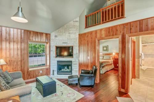 Hotel Fish Creek Inn