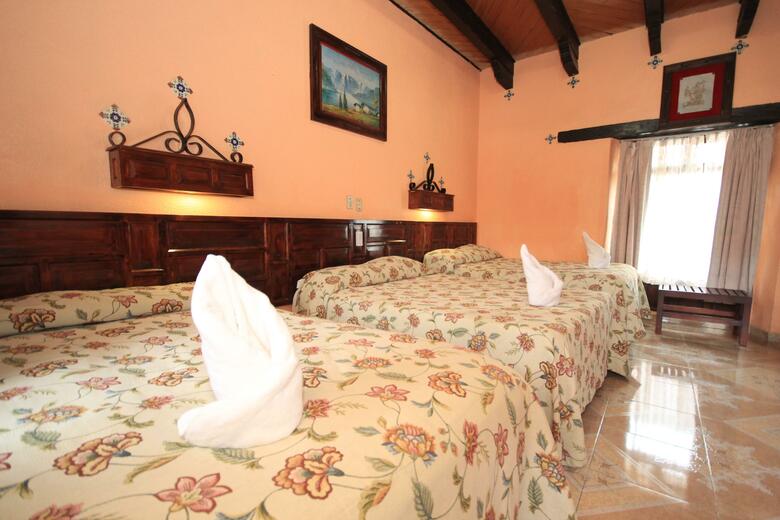 Hotel Palacio De Moctezuma