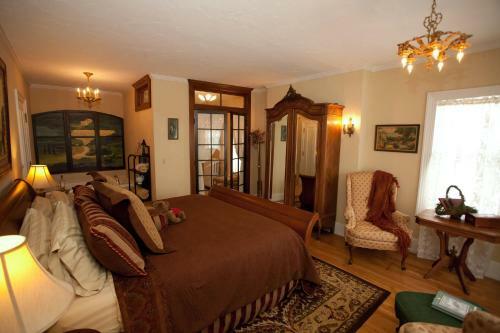 Westphal Mansion Inn Bed & Breakfast
