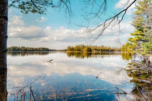 Mitten Lake Retreat