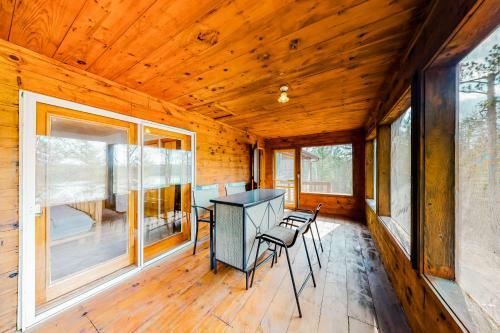 Mitten Lake Retreat
