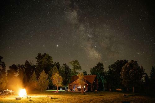 Cabin With Private Island Less Than 6 Miles To Sand Valley!