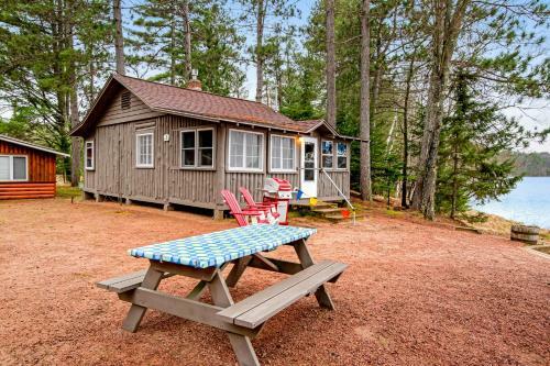 Cedaroma Cabin 1