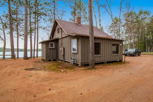 Cedaroma Cabin 4