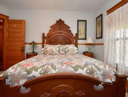 The Scofield House B&B