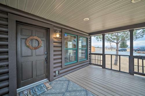 Yellowstone Country Retreat With Deck And Views!