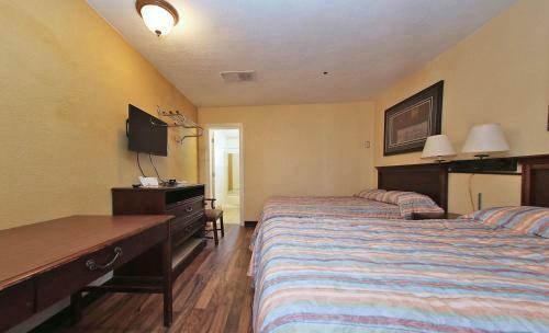 Hotel Guest Ranch Motel