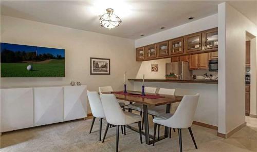 Apartamento Townsend Place A107 Condo