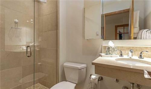 Apartamento Townsend Place A107 Condo