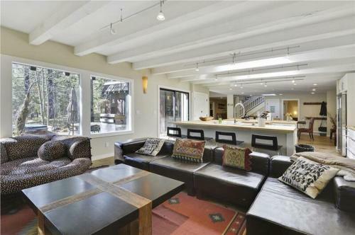 Squaw Valley Paradise By Tahoe Truckee Vacation Properties