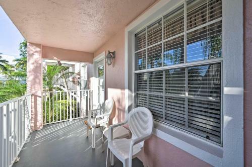 Apartamento Island Oasis With Pool Access, Steps To Beach!