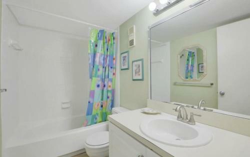South Seas Tower 4 702