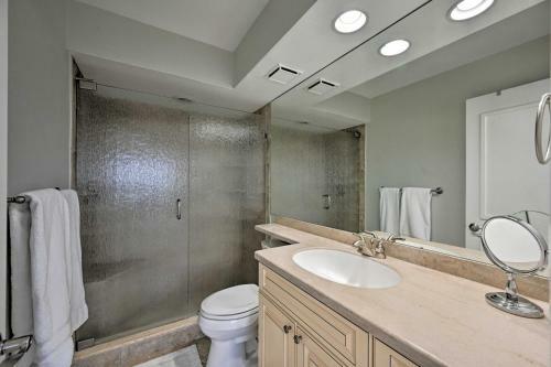Apartamento Coastal Condo With Pool Access, Steps To Beach!