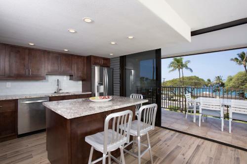 Maui Parkshore 408 - Two Bedroom Condo