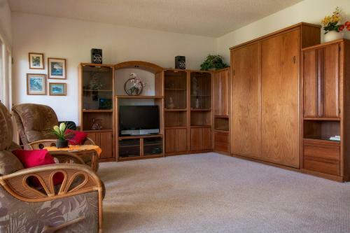 Maui Hill 27 - One Bedroom Condo