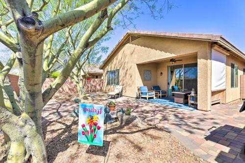 Desert Escape With Private Patio And Fire Pit!