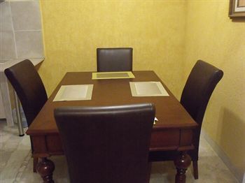 Hotel Santa Lucia Del Bosque
