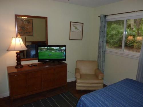 Very Nice Cottage By Jekyll Realty