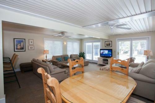 Turtle Dunes By Jekyll Realty