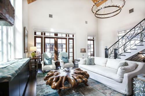 Gulf-view Benoit Cottage At Rosemary Beach Home