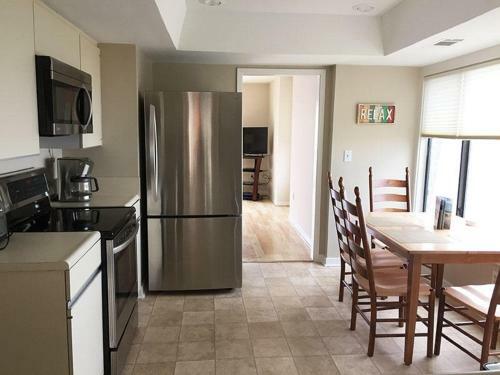 637 New Haven - Two Bedroom Villa
