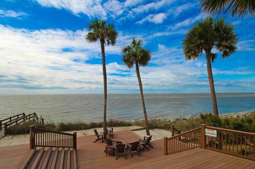 637 New Haven - Two Bedroom Villa
