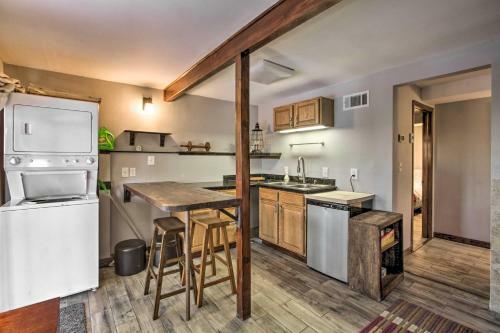 Cozy Hillside Hideaway In Wintergreen Resort!