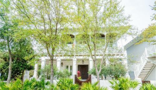 The Retreat At Rosemary Home