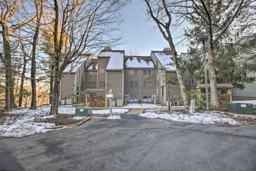 Cozy Wintergreen Resort Condo With Ski Access!