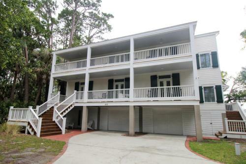 813 Bonito Road - Five Bedroom House