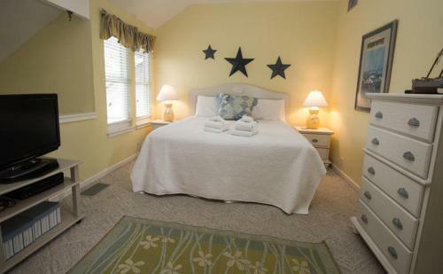 230 Tennis Villa - Two Bedroom Villa