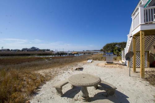 24 Sea Mist - Three Bedroom House