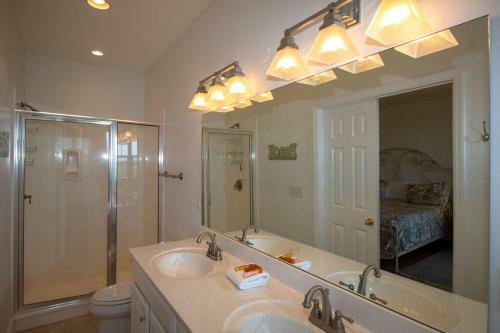 27 Quarterdeck - Three Bedroom House