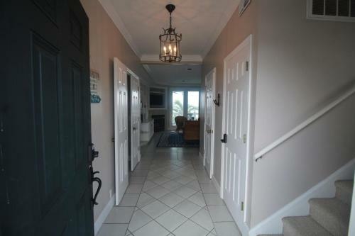 425 Ocean Point Lane