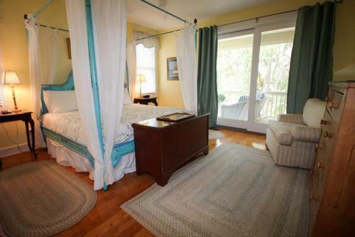 512 Remora - Four Bedroom House