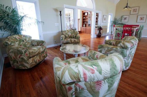 101 Ocean Point Drive - Six Bedroom House