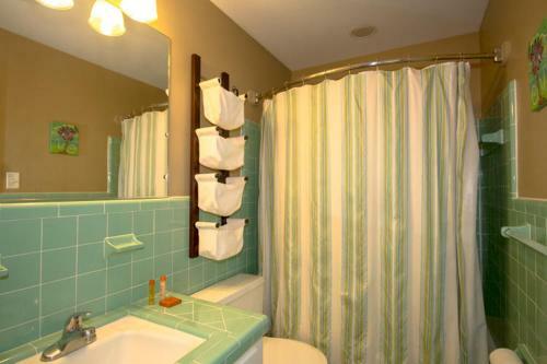 470 Tarpon - Five Bedroom House