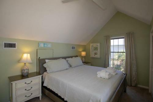 805 Marlin Drive - Five Bedroom House